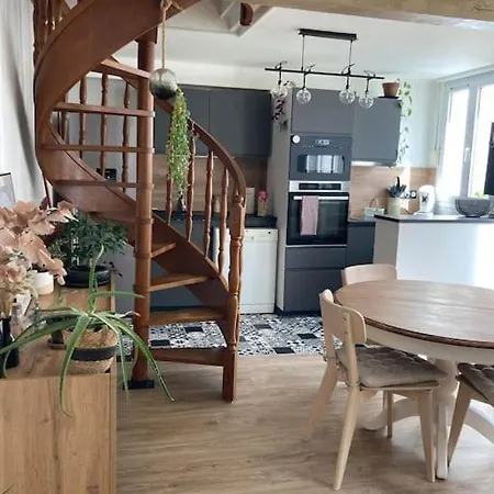 Le Garden Champ'- Duplex, Jardin Apartment *